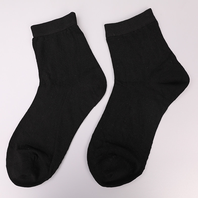 Calzini da uomo casual morbidi cuciti a mano con motivo circolare a righe verticali della collezione Modal WSD2802