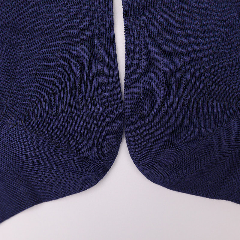 Calzini da uomo casual morbidi cuciti a mano con motivo circolare a righe verticali della collezione Modal WSD2802