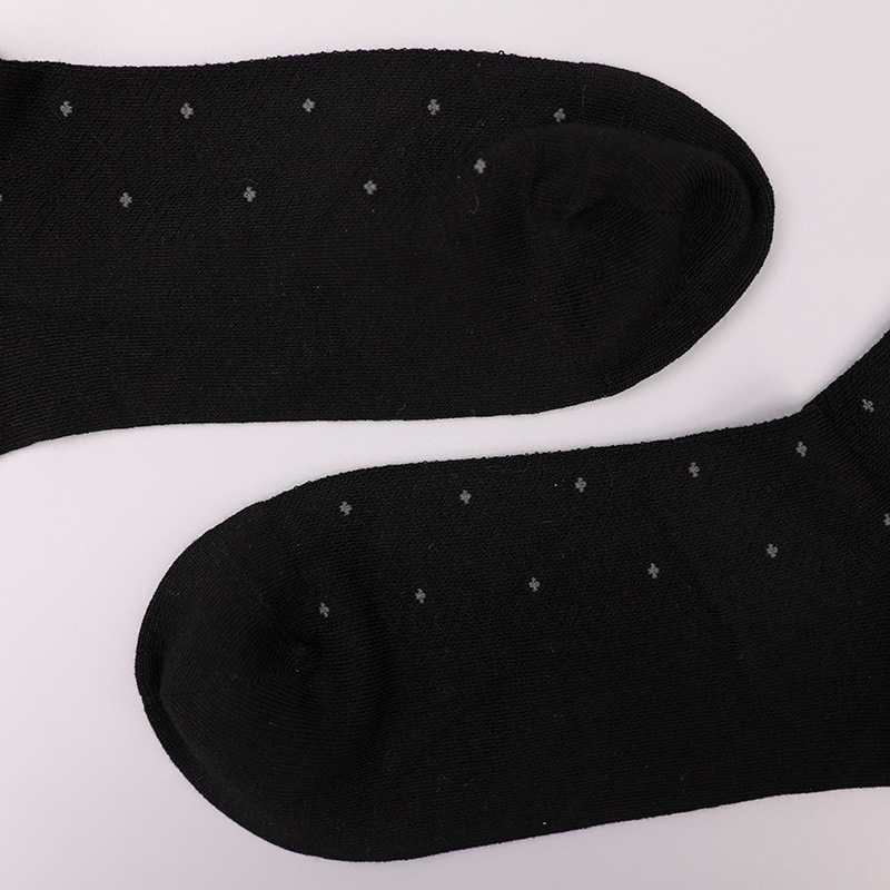 Ammoniaca avvolta in morbido nylon di seta filata, calzini da uomo spessi invernali invisibili a forma di diamante a piccoli punti jacquard cuciti a mano WSD2851