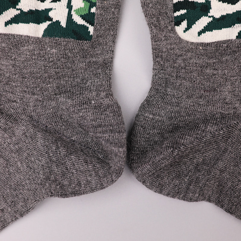 Calzini da uomo autunnali e invernali cuciti a mano in jacquard stampato in 3D con spandex avvolto in morbido nylon di seta filata WSD2850