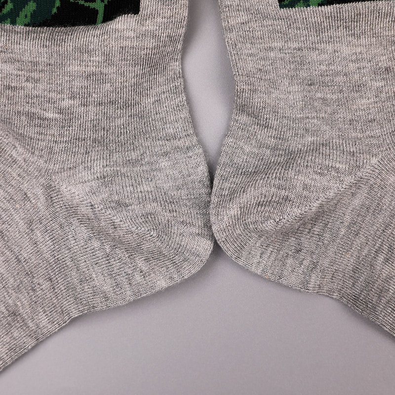 Calzini da uomo autunnali e invernali cuciti a mano in jacquard stampato in 3D con spandex avvolto in morbido nylon di seta filata WSD2850
