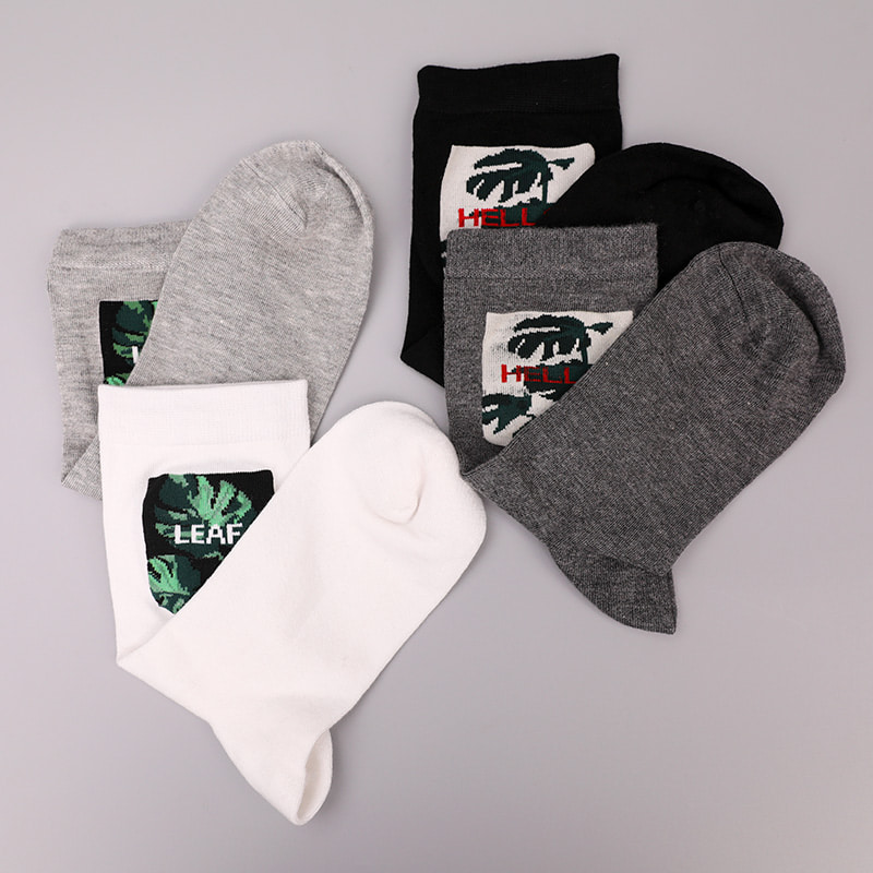 Calzini da uomo autunnali e invernali cuciti a mano in jacquard stampato in 3D con spandex avvolto in morbido nylon di seta filata WSD2850