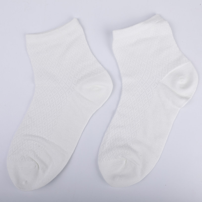 Borsa in nylon in morbida fibra di bambù, calzini da donna casual sottili con piccoli diamanti, calzini da donna cuciti a mano WSD1689