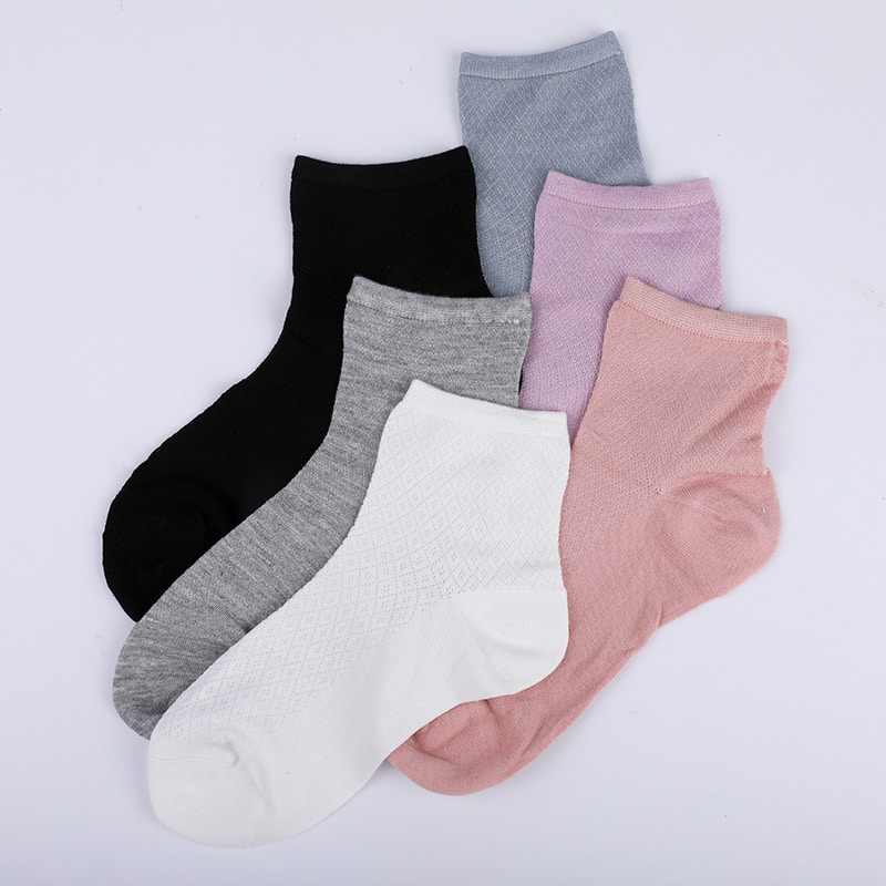 Borsa in nylon in morbida fibra di bambù, calzini da donna casual sottili con piccoli diamanti, calzini da donna cuciti a mano WSD1689